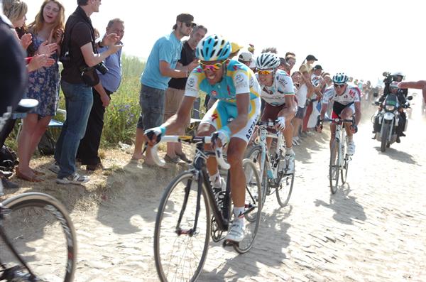 2010 Tour de France - Contador on the PavÃ© in Stage 3