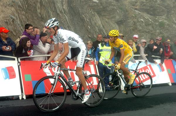 2010 Tour de France - Schleck and Contador in Stage 17