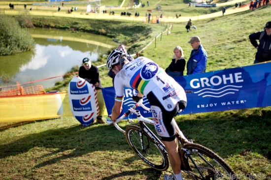 Mathieu van der Poel in Ronse, Photo: Balint.